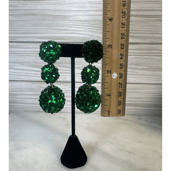VTG Dangle Green Sequin Ball Earrings Runway Statement Disco Beaded Clip On - Picture 3 of 4